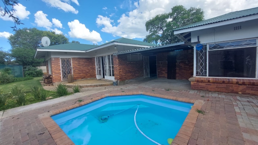 To Let 3 Bedroom Property for Rent in St Helena Free State